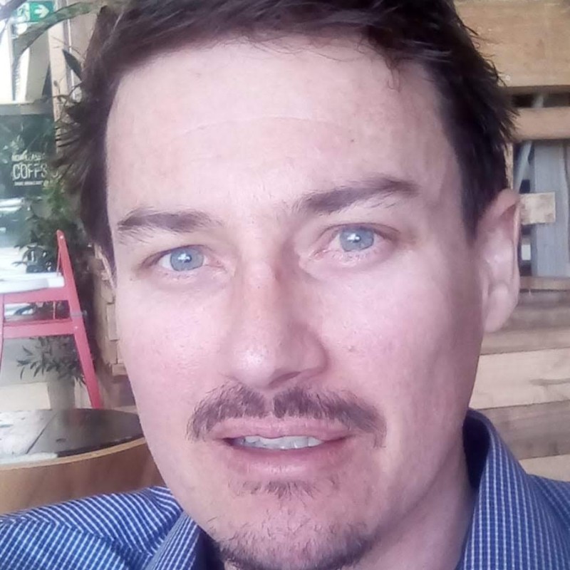 Home 32 Peter Bishop